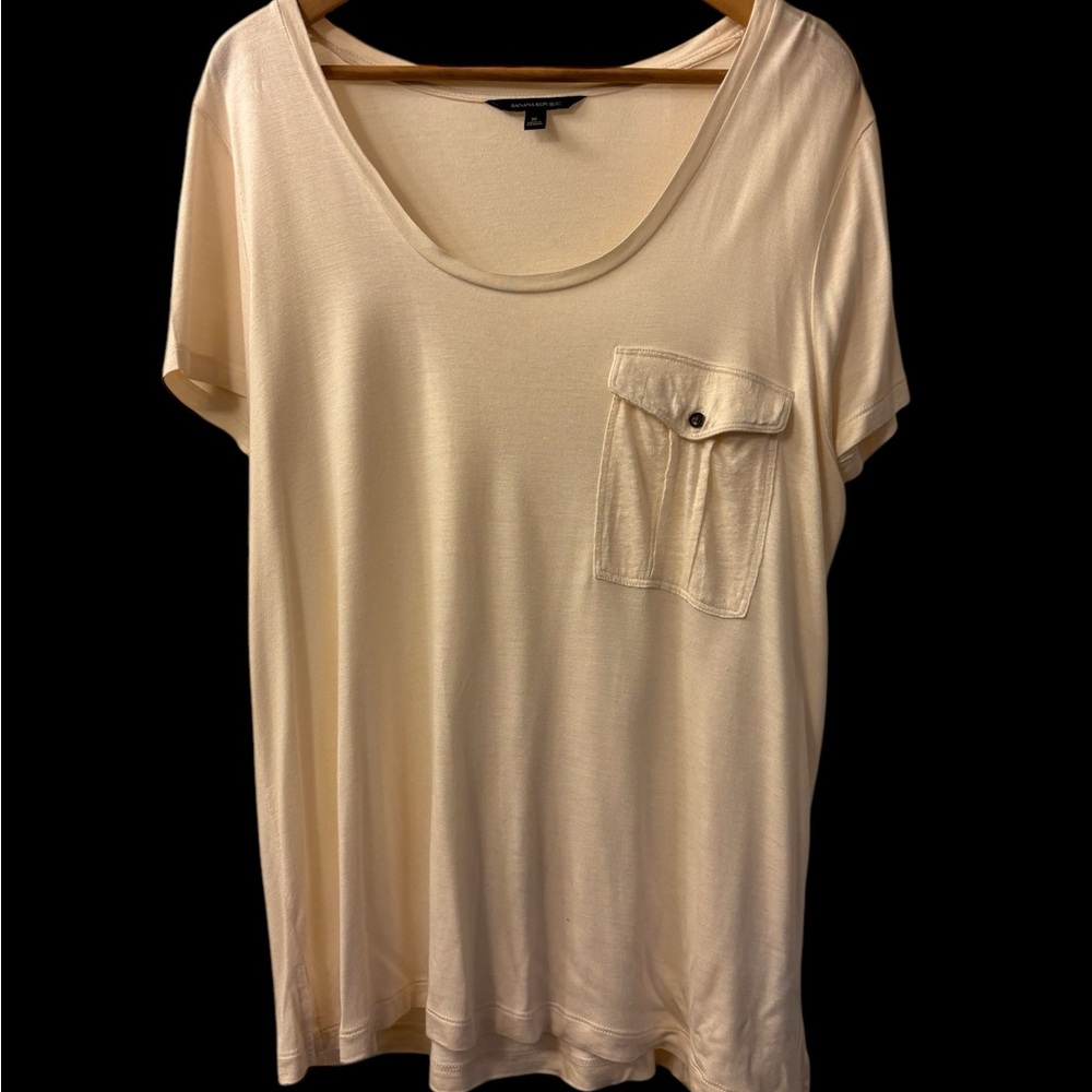 Banana Republic Short Sleeve Top with Pocket